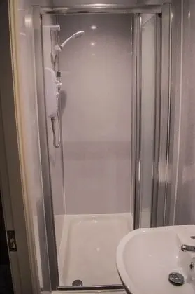 Apart Daire, Özel Banyo (Adelaide Gardens Suite 2)