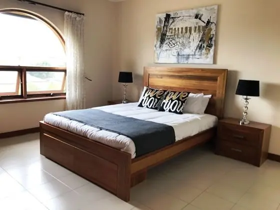 Family Ev, Birden Çok Yatak, Sigara İçilmez