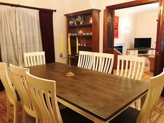 Family Ev, Birden Çok Yatak, Sigara İçilmez