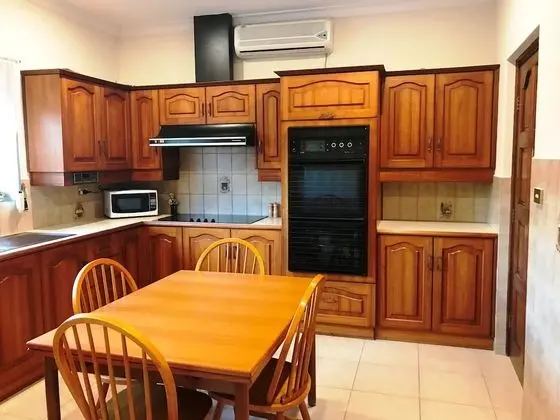 Family Ev, Birden Çok Yatak, Sigara İçilmez