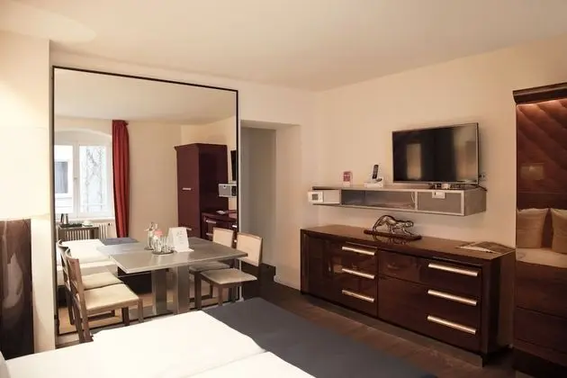 Superior Tek Büyük Yataklı Oda