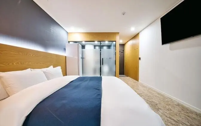 Oda (Deluxe A (Netflix available/styler pr)