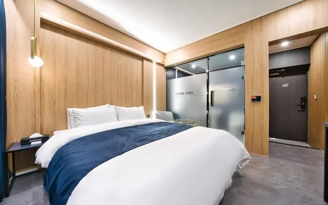 Oda (Standard (Netflix available) (Breakfa)