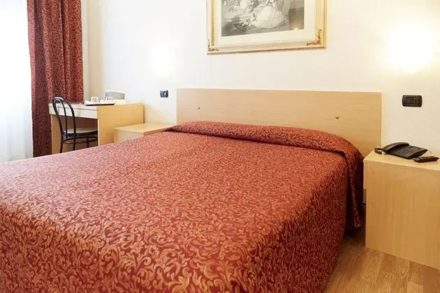 1 Çift ​​kişilik Yatak Standard