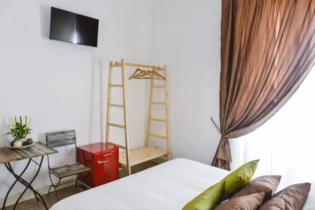 Tek Büyük veya İki Ayrı Yataklı Oda