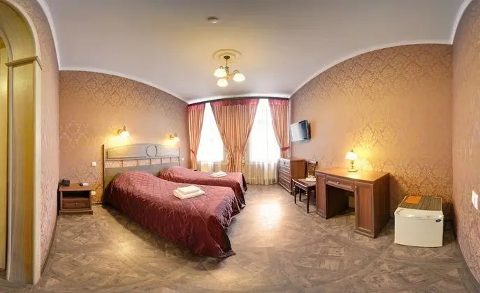 Comfort Tek Büyük veya İki Ayrı Yataklı Oda