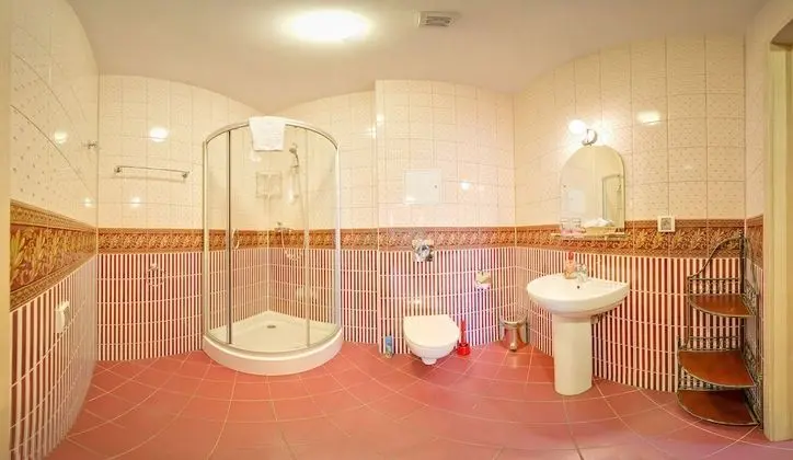 Comfort Tek Büyük veya İki Ayrı Yataklı Oda