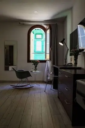Comfort Tek Büyük Yataklı Oda