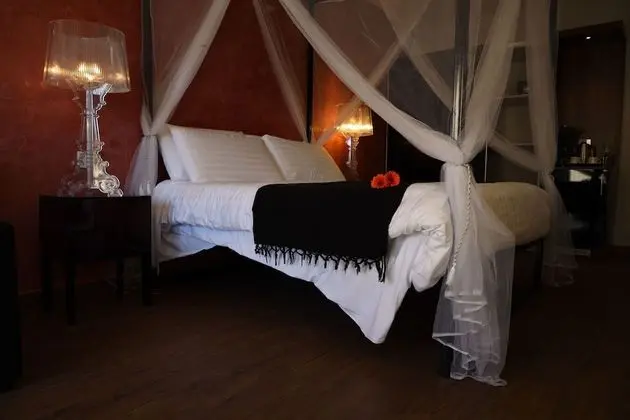 Deluxe Tek Büyük Yataklı Oda (Deluxe Suite)