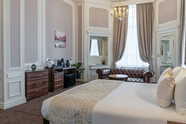 Executive Tek Büyük Yataklı Oda