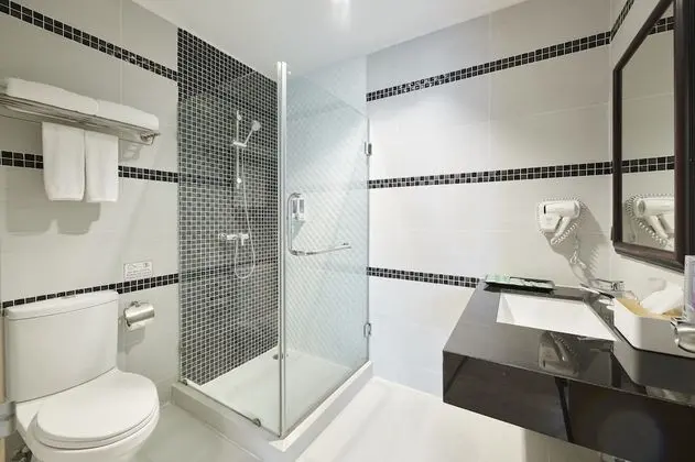 Deluxe Tek Büyük Yataklı Oda, Balkon