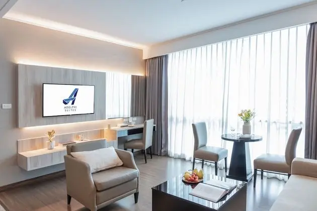 One Bedroom Premier