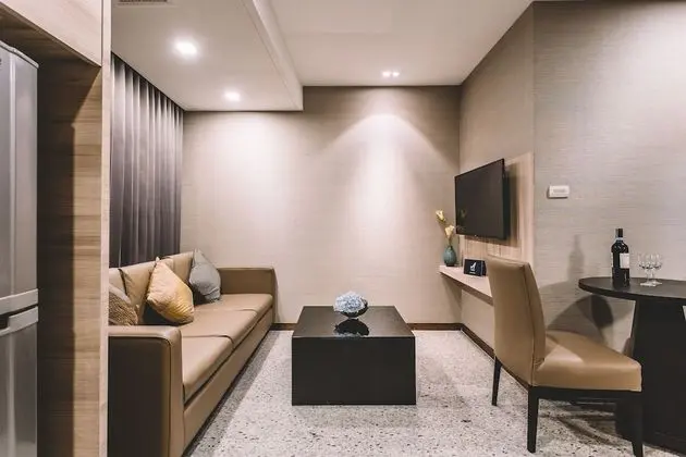 One Bedroom Suite