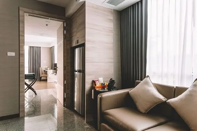 One Bedroom Suite