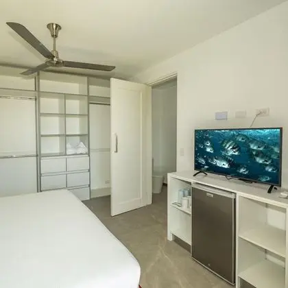 Comfort Oda, 1 En Büyük (King) Boy Yatak, Kısmi Deniz Manzarası, Havuz Kenarı