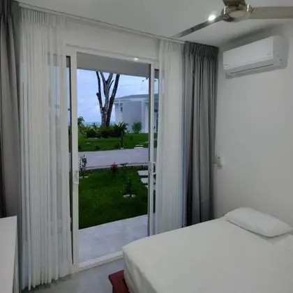 Comfort Oda, 1 En Büyük (King) Boy Yatak, Kısmi Deniz Manzarası, Havuz Kenarı