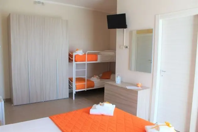 Family Dört Kişilik Oda