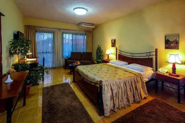Basic İki Ayrı Yataklı Oda