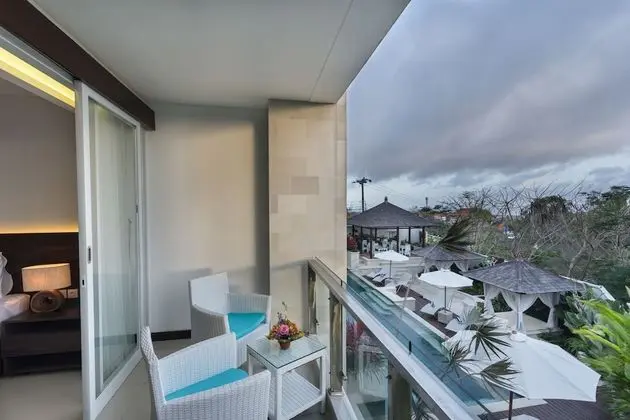 İki Ayrı Yataklı Oda, Balkon