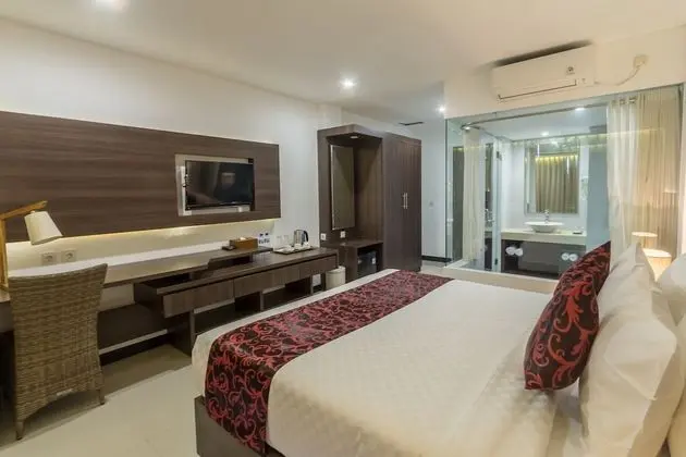 Tek Büyük Yataklı Oda, Balkon