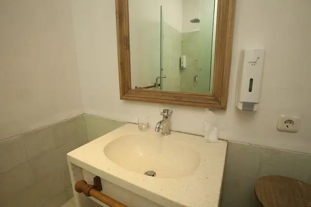1 bed for 1 person in Dormitory Male Room