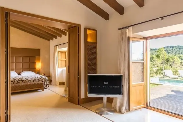 Pool Suite