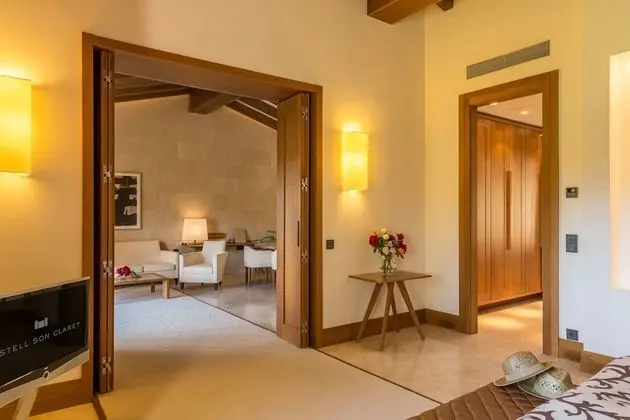 Pool Suite