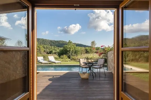 Pool Suite