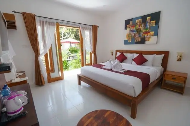 Deluxe Oda, 1 Yatak Odası, Havuz Manzaralı