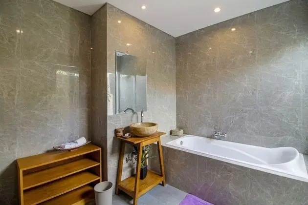 Basic Villa, 2 Büyük (Queen) Boy Yatak