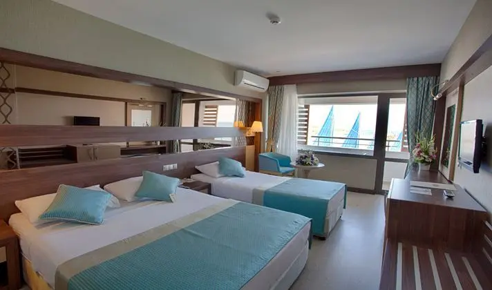 Premium Deniz Manzaralı Oda