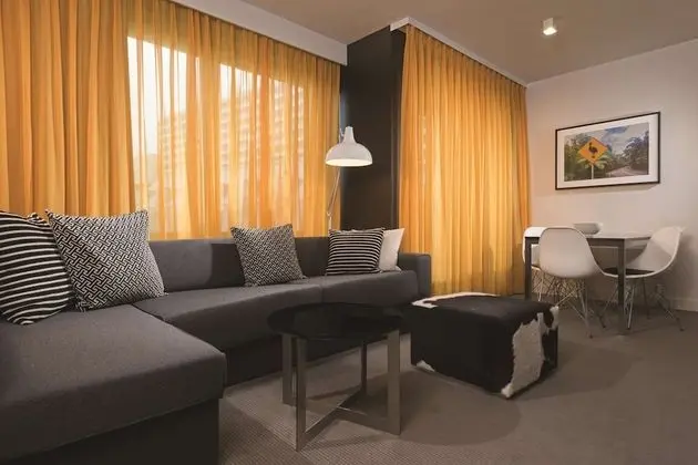 Apart Daire, 2 Yatak Odası, Mutfak (65qm)