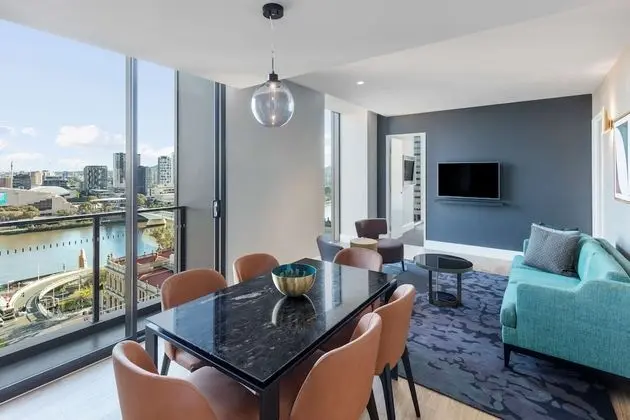 Premier Apart Daire, 2 Yatak Odası, Balkon, Nehir Manzaralı