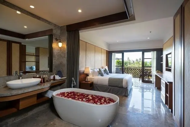 Oda (Bisma Room with Jungle View)