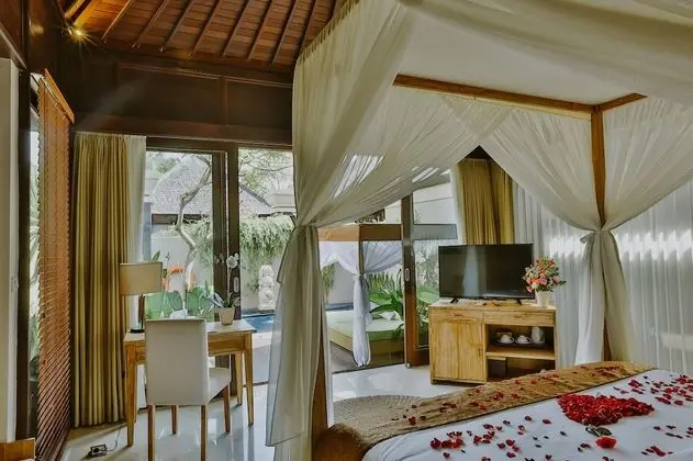 Villa, 2 Yatak Odası, Kişiye Özel Havuzlu