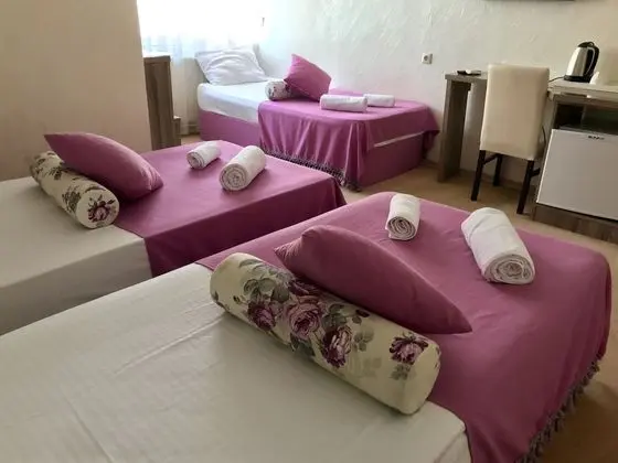Standard Üç Kişilik Oda