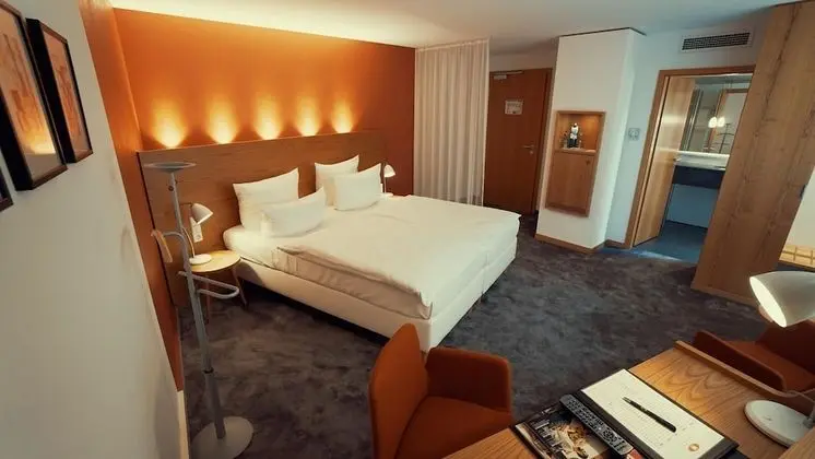 Deluxe Tek Büyük Yataklı Oda