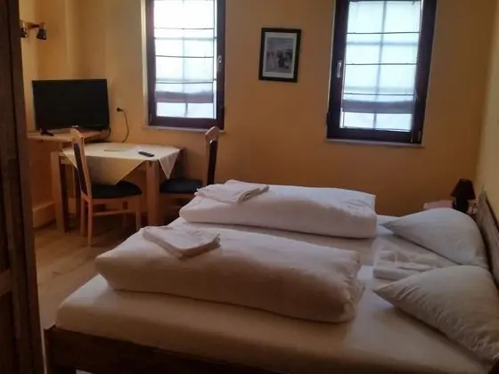 Comfort Tek Büyük Yataklı Oda