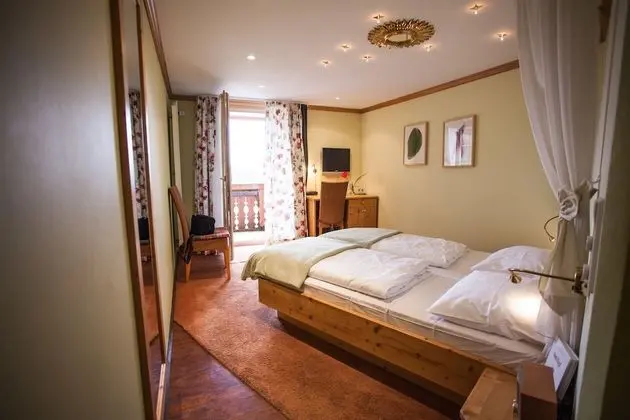 Tek Büyük Yataklı Oda, Balkon