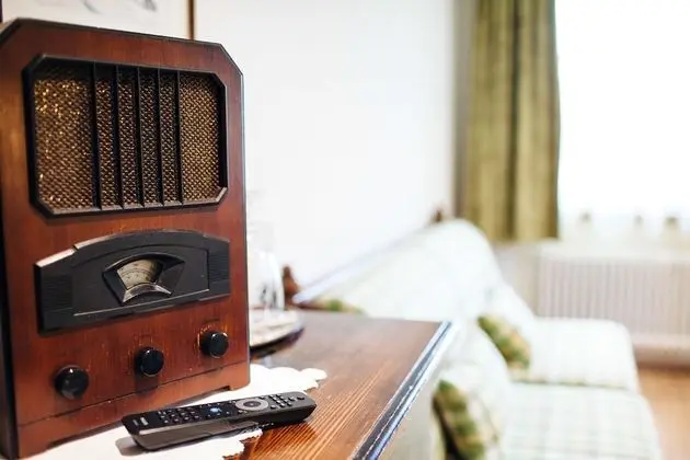 Tek Büyük Yataklı Oda, Balkon