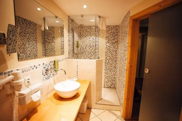 Tek Büyük Yataklı Oda, Balkon