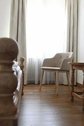 Büyük Yataklı Tek Kişilik Oda