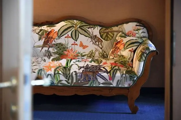 Büyük Yataklı Tek Kişilik Oda