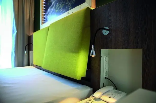 Comfort Büyük Yataklı Tek Kişilik Oda