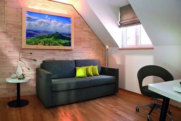 Superior Oda, Balkon