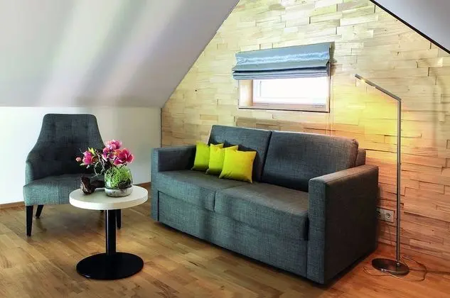 Superior Oda, Balkon