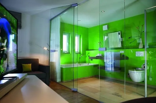 Superior Oda, Balkon