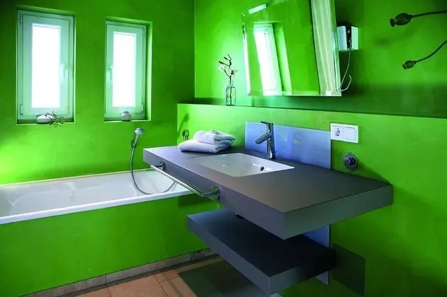 Superior Oda, Balkon