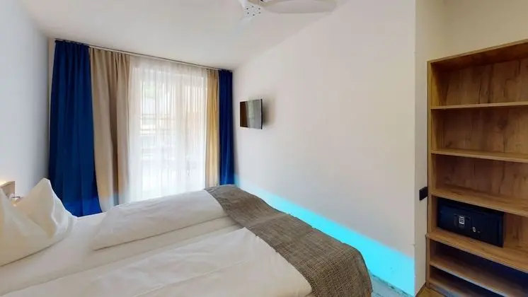 Comfort Tek Büyük Yataklı Oda