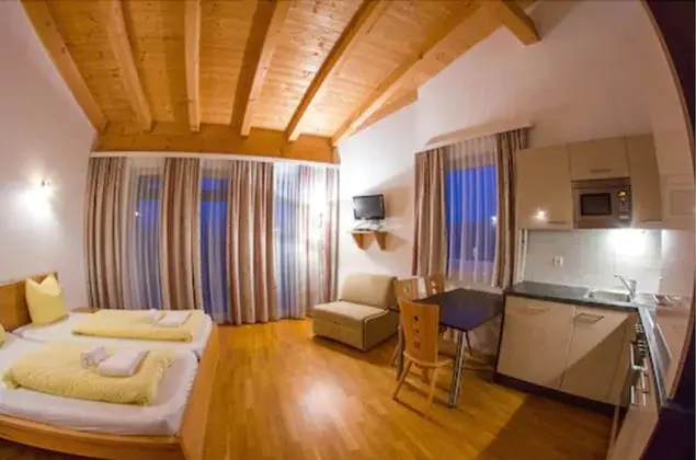 Apart Daire, 2 Yatak Odası, Balkon (7 Personen incl. Summer Card)